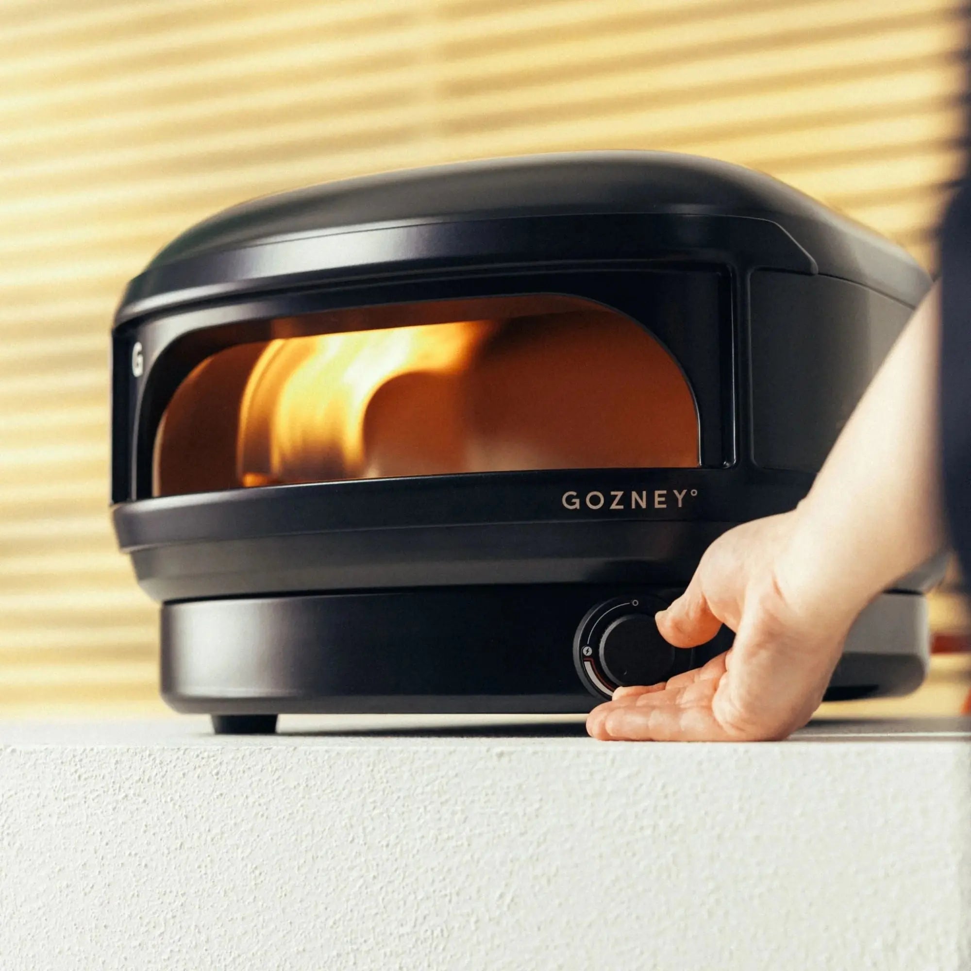 Gozney Arc Lite Pizza Oven | Black
