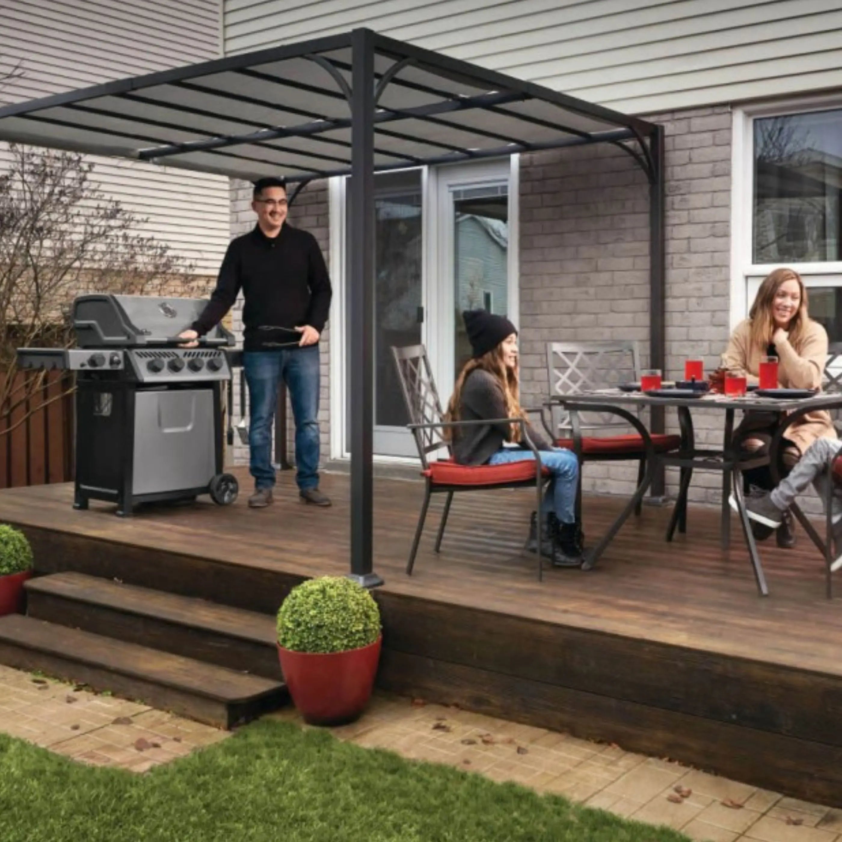 Napoleon FREESTYLE 425 SIB Gas BBQ with Infrared Side Burner