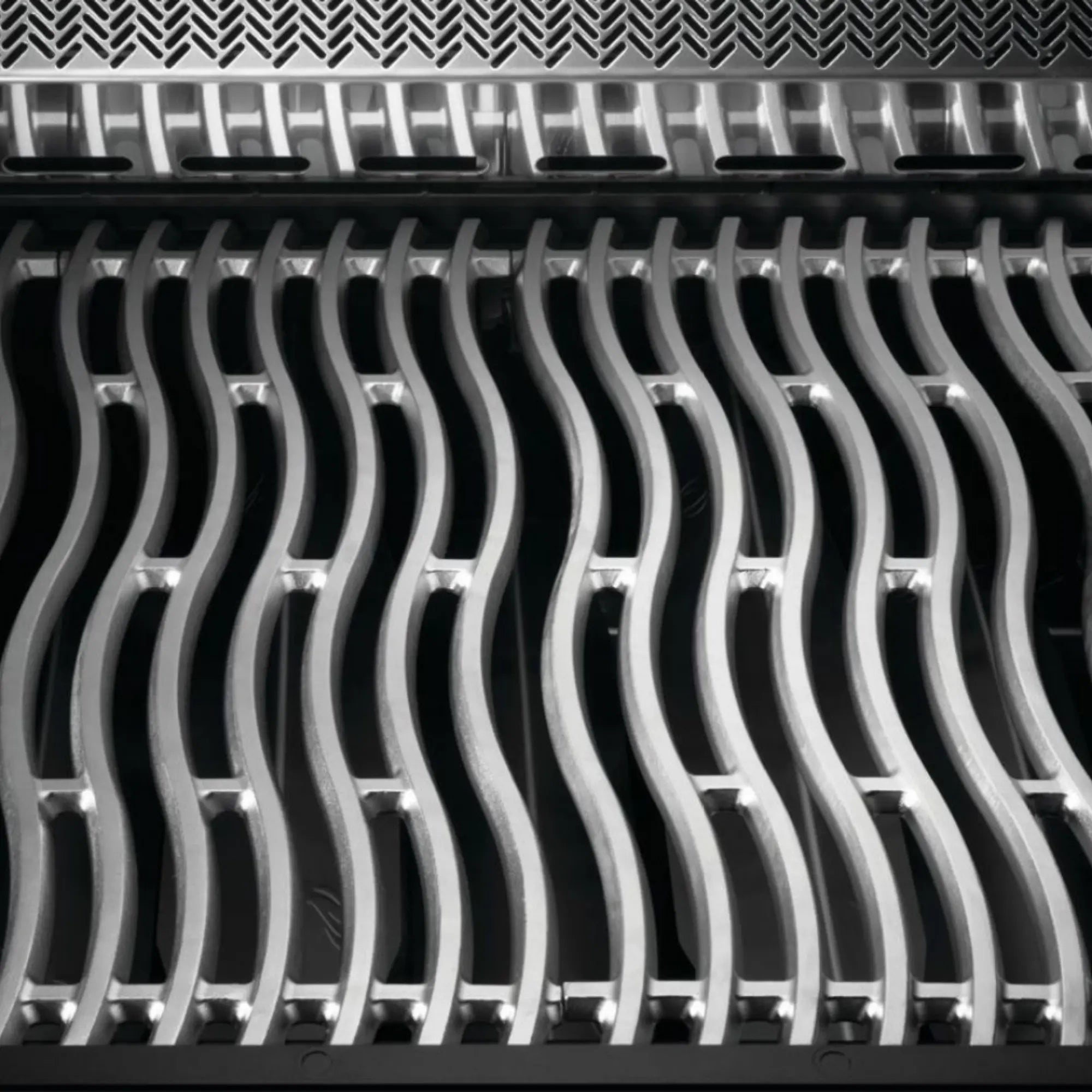 Napoleon Phantom Prestige® 500 Connected RSIB Gas Barbecue Napoleon Rogue® PRO-S 525 RSIB Barbecue with Infrared Side and Rear Burners