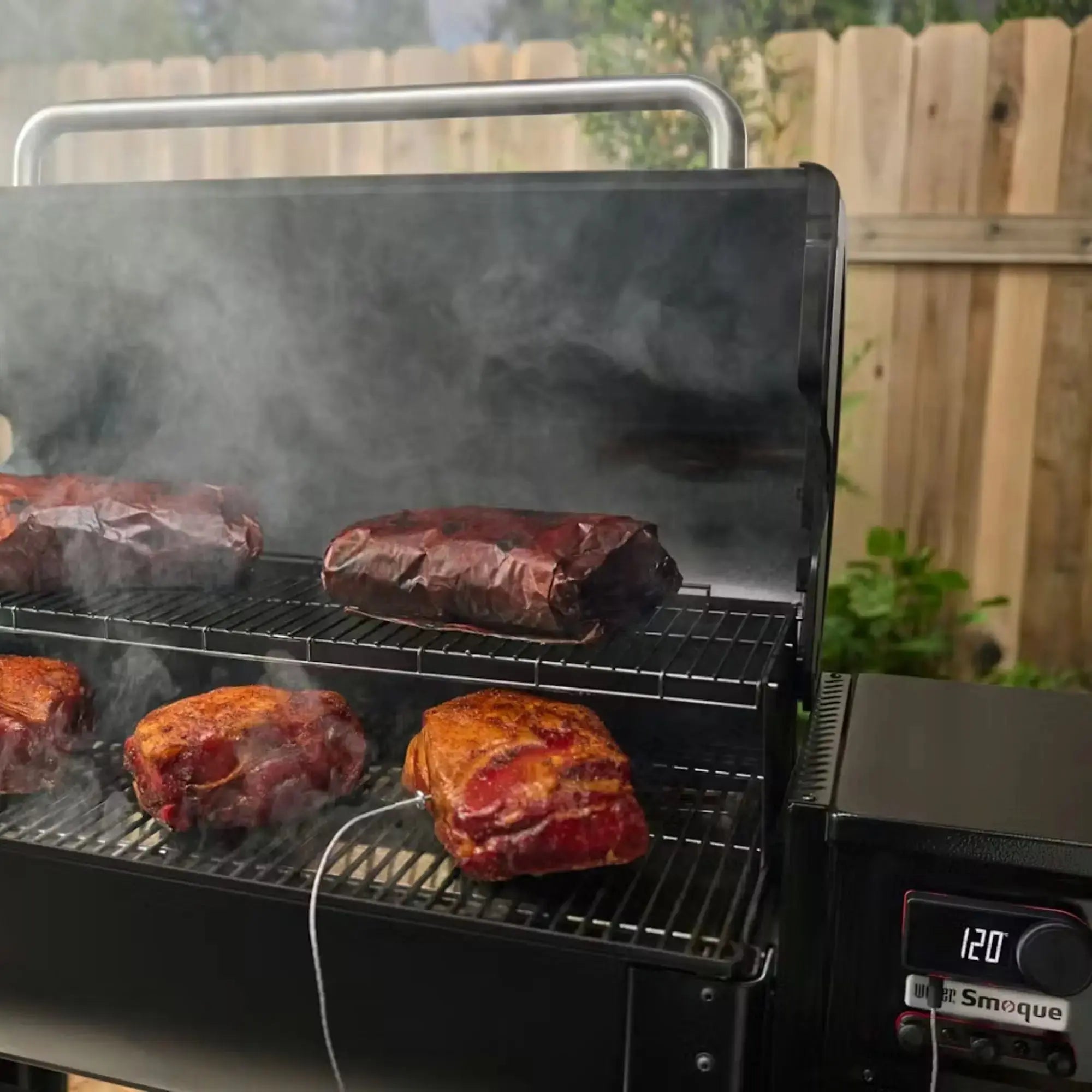 Weber Smoque Pellet Smoker