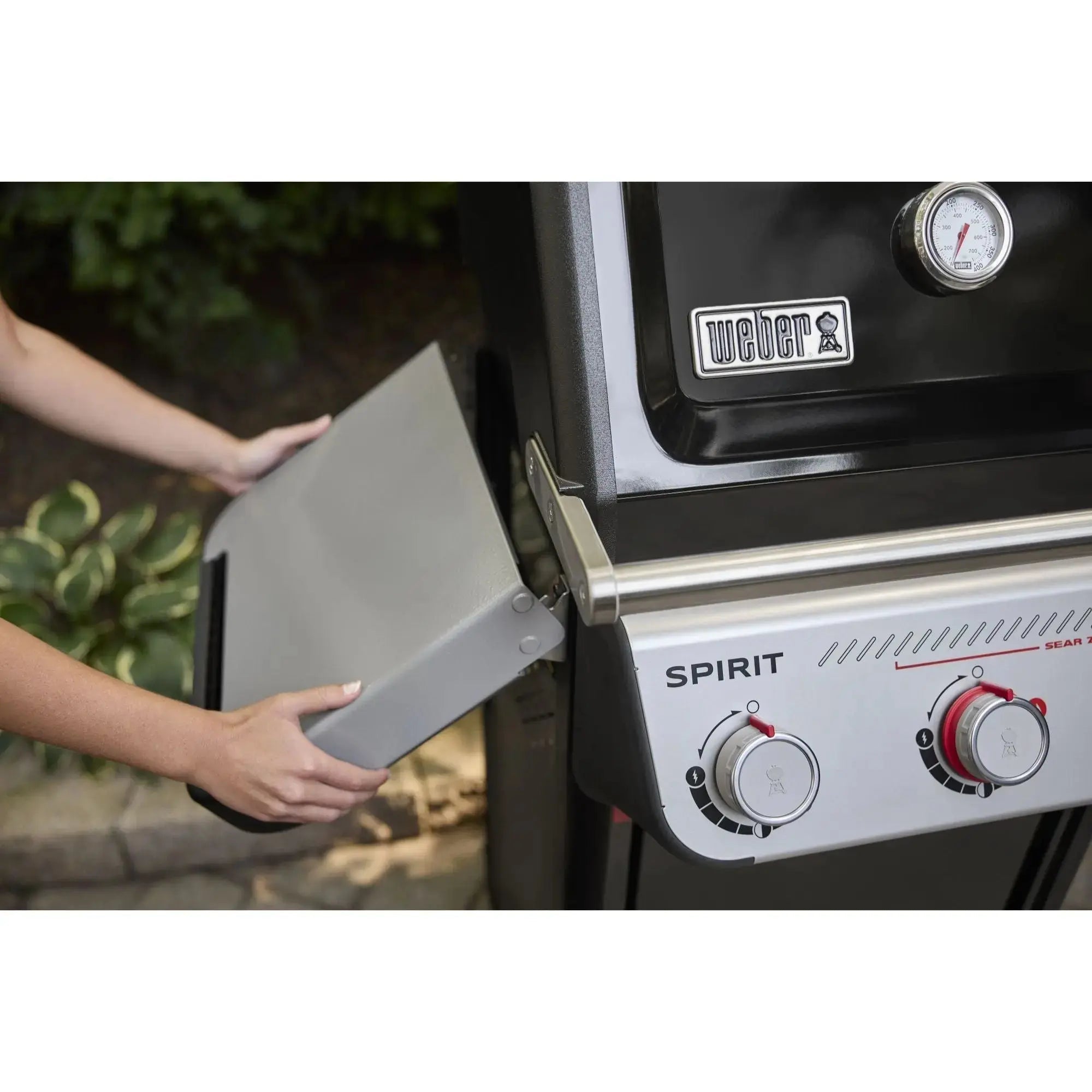 Weber Spirit E-325 Gas Barbecue with Sear Zone