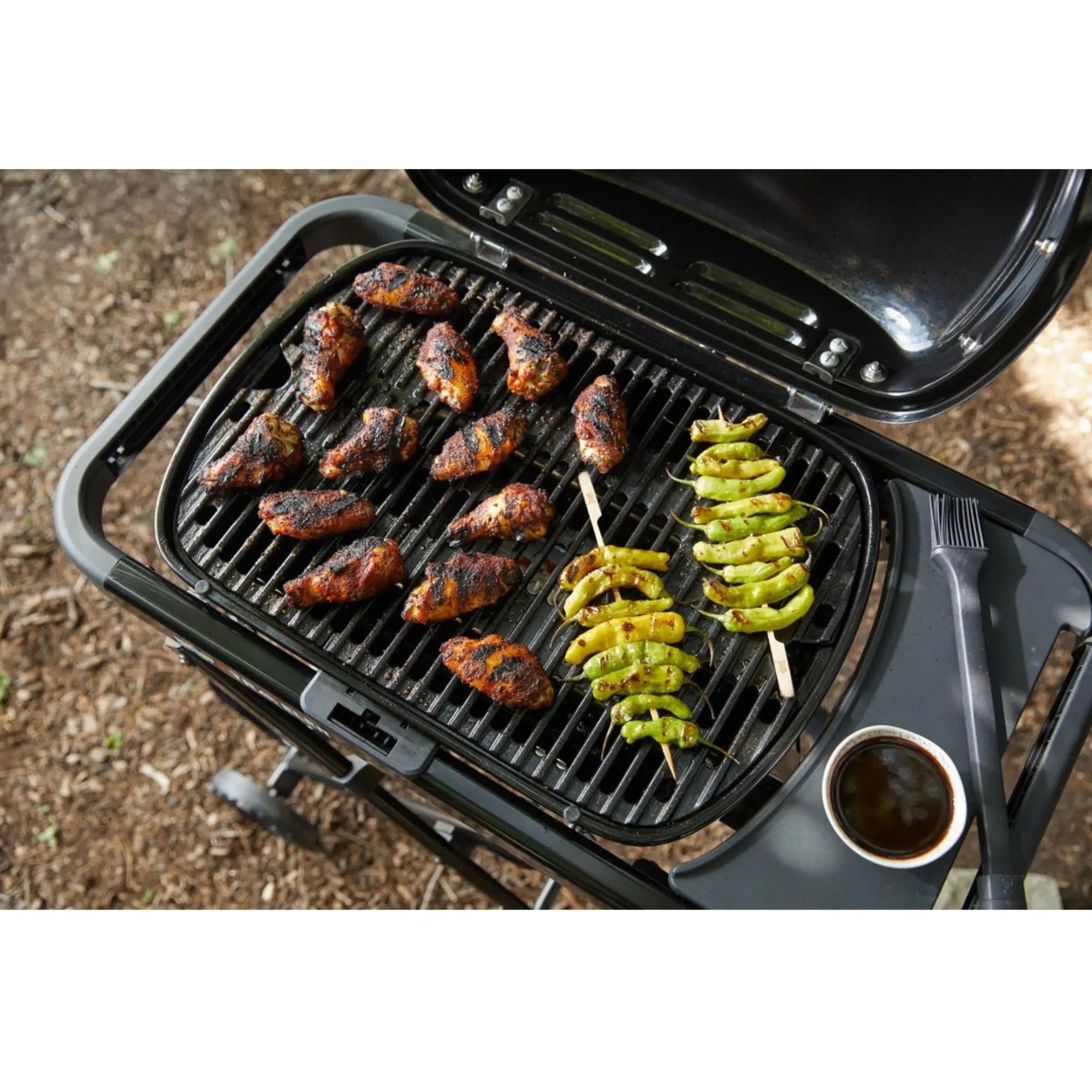 Weber Traveler® Compact Portable Gas Barbecue
